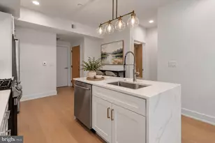 950 N 2nd St, Philadelphia, PA 19123 - Photo 4