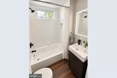 1542 S Hicks Street, Philadelphia, PA 19146 - Photo 8