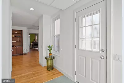 2113 Cherry Street, Philadelphia, PA 19103 - Photo 2