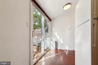2304 Waverly Street, Philadelphia, PA 19146 - Photo 12