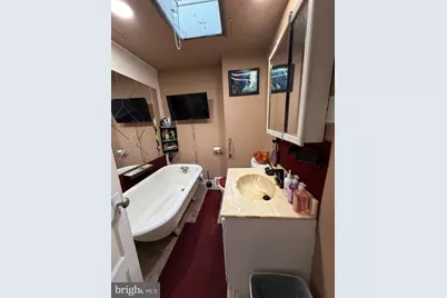 2536 S Holbrook Street, Philadelphia, PA 19142 - Photo 8