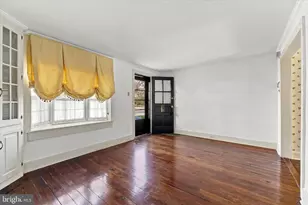 148 E Hartwell Ln, Philadelphia, PA 19118 - Photo 16
