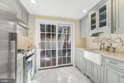 148 E Hartwell Lane, Philadelphia, PA 19118 - Photo 4