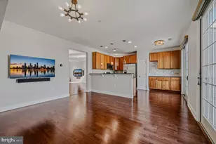 311 Admirals Way, Philadelphia, PA 19146 - Photo 10