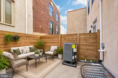 2321 E Thompson Street, Philadelphia, PA 19125 - Photo 12