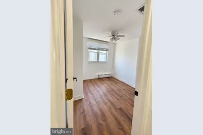 2419 S Garnet Street, Philadelphia, PA 19145 - Photo 18
