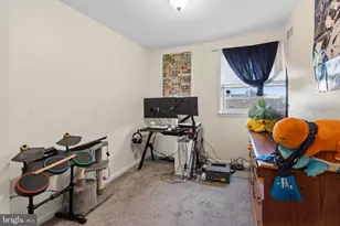 3975 Carteret Dr, Philadelphia, PA 19114 - Photo 18