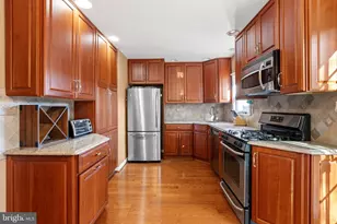 3975 Carteret Dr, Philadelphia, PA 19114 - Photo 14