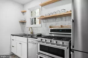 2331 Almond St, Philadelphia, PA 19125 - Photo 12