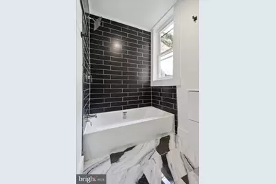 3951 Pennsgrove Street, Philadelphia, PA 19104 - Photo 16