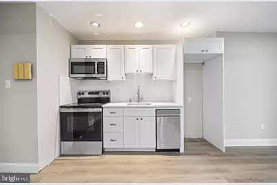 1933 Christian Street #24, Philadelphia, PA 19146 - Photo 8