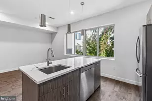1945 N 7th St, Philadelphia, PA 19122 - Photo 6