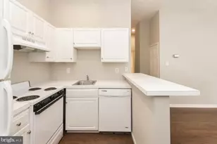 145 S 13th St, Philadelphia, PA 19107 - Photo 2