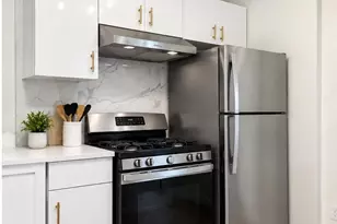 2127 Tasker St, Philadelphia, PA 19145 - Photo 4