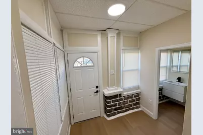 242 W Albanus Street, Philadelphia, PA 19120 - Photo 6