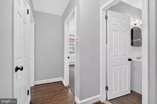919 Hartel Ave, Philadelphia, PA 19111 - Photo 10