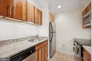 1601 Spring Garden St, Philadelphia, PA 19130 - Photo 2