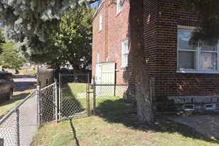 5828 Weymouth St, Philadelphia, PA 19120 - Photo 4