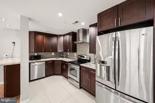 1743 Cambridge St, Philadelphia, PA 19130 - Photo 4