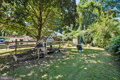 133 E Gorgas Lane, Philadelphia, PA 19119 - Photo 6