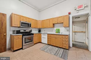 1427 W Diamond St, Philadelphia, PA 19121 - Photo 16