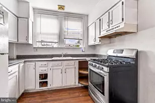 114 W Chew Ave, Philadelphia, PA 19120 - Photo 16