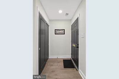 713 S 18th Street #A, Philadelphia, PA 19146 - Photo 4