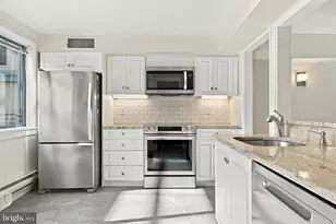 7 N Christopher Columbus Blvd, Philadelphia, PA 19106 - Photo 8
