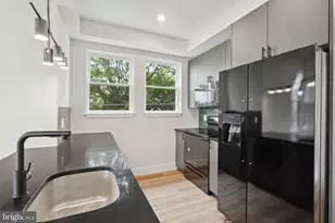 156 W Cumberland St, Philadelphia, PA 19133 - Photo 2