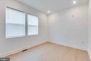 2502 N Lawrence St, Philadelphia, PA 19133 - Photo 8
