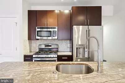 902 N 16th Street #B, Philadelphia, PA 19130 - Photo 6