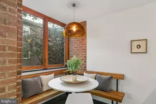 2037 Naudain St, Philadelphia, PA 19146 - Photo 8