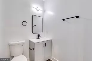 2502 N Lawrence St, Philadelphia, PA 19133 - Photo 8