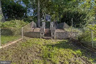585 Monastery Ave, Philadelphia, PA 19128 - Photo 44