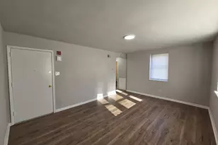 1323 Hellerman St, Philadelphia, PA 19111 - Photo 4