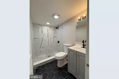 6324 Greenway Avenue, Philadelphia, PA 19142 - Photo 20