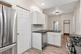 2012 N Carlisle St, Philadelphia, PA 19121 - Photo 4