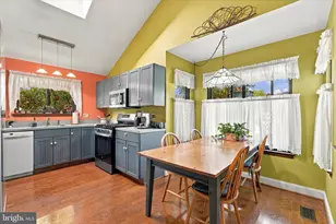 932 Caledonia St, Philadelphia, PA 19128 - Photo 10