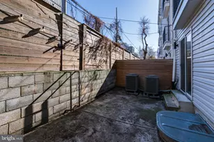751 N 20th St, Philadelphia, PA 19130 - Photo 20