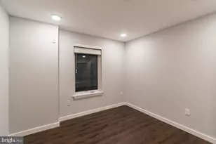 751 N 20th St, Philadelphia, PA 19130 - Photo 12