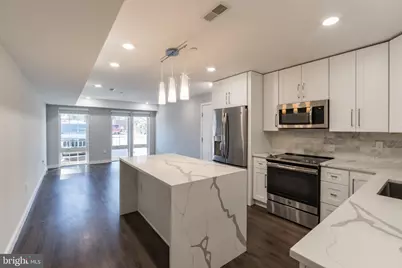 751 N 20th Street #UNIT 2, Philadelphia, PA 19130 - Photo 2