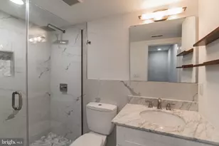 751 N 20th St, Philadelphia, PA 19130 - Photo 18