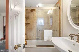 108 W Allens Ln, Philadelphia, PA 19119 - Photo 16