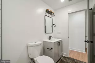 2401 N 3rd St, Philadelphia, PA 19133 - Photo 10