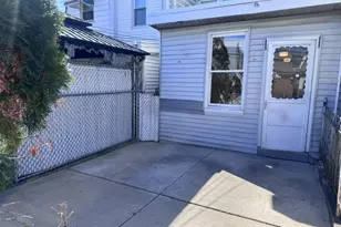 2821 Hedley St, Philadelphia, PA 19137 - Photo 14