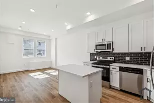 2306 N Fairhill St, Philadelphia, PA 19133 - Photo 2