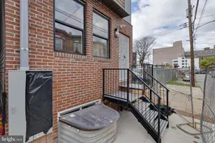 1224 W Silver St, Philadelphia, PA 19133 - Photo 12