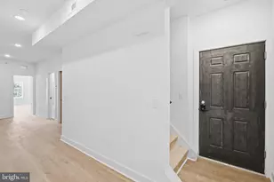 669 N 39th St, Philadelphia, PA 19104 - Photo 12