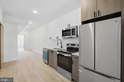 669 N 39th Street #3, Philadelphia, PA 19104 - Photo 2