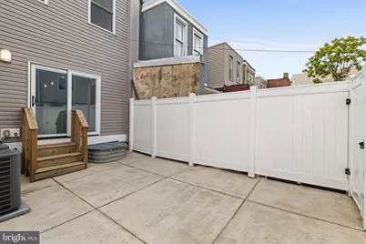 2129 Tasker Street, Philadelphia, PA 19145 - Photo 10